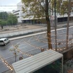 Arde becul și inima-n mine